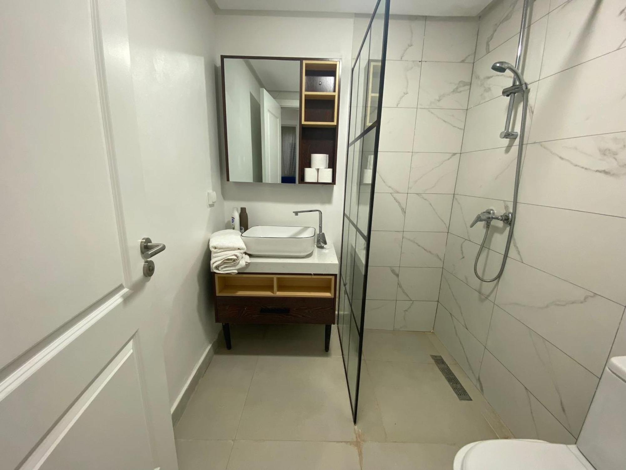Luxueux 2 Chambres 5 Min De L'Aeroport Casablanca Nouaceur Exterior foto